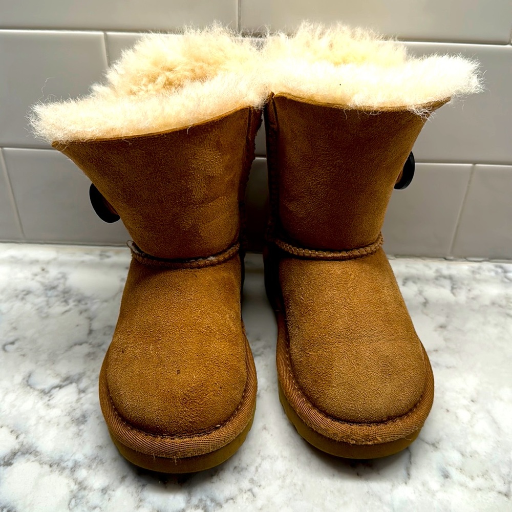 Bailey toddler Uggs